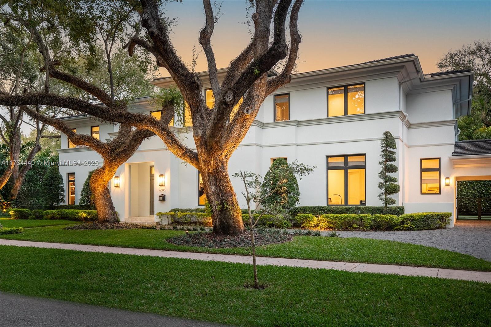 C GABLES RIVIERA SEC 12 - Residential