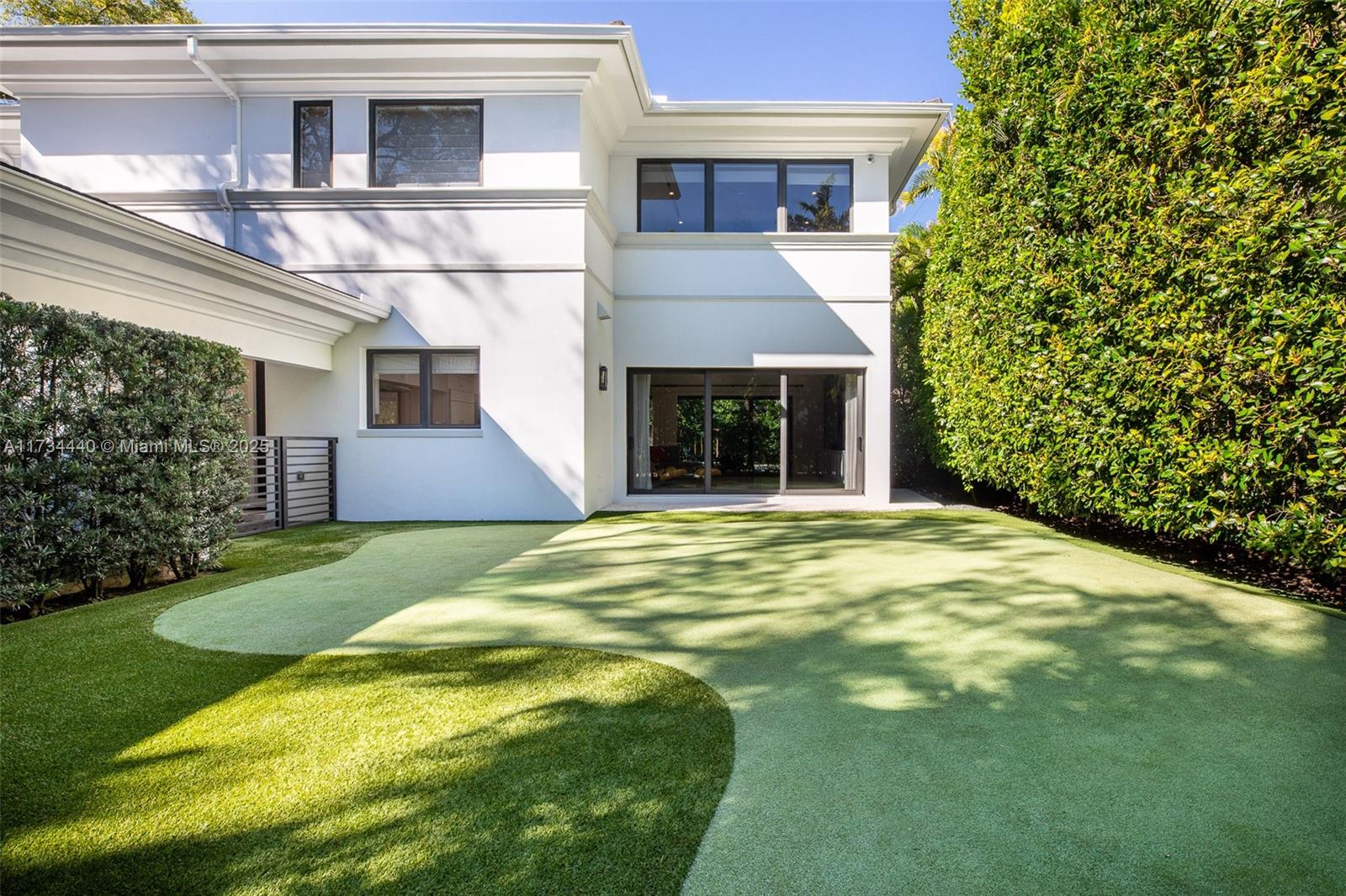 C GABLES RIVIERA SEC 12 - Residential