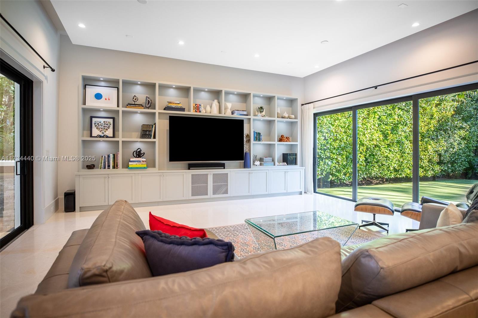 C GABLES RIVIERA SEC 12 - Residential