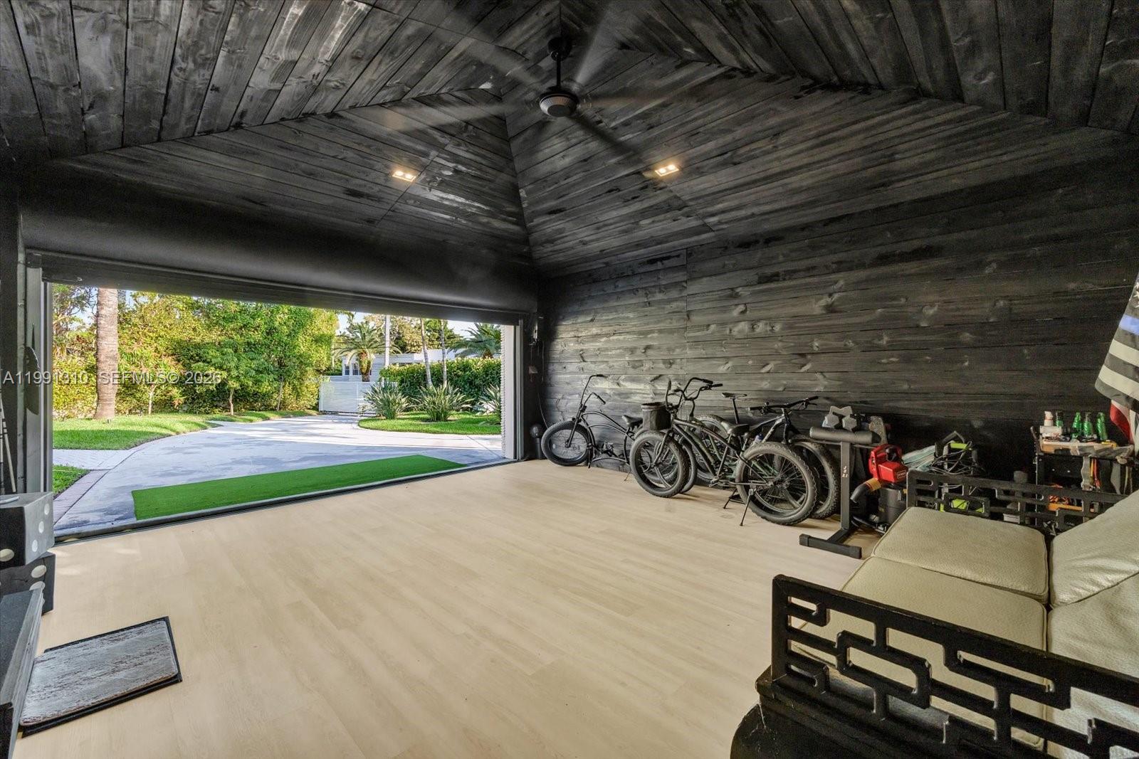 NORMANDY BEACH 2ND AMD & - Residential