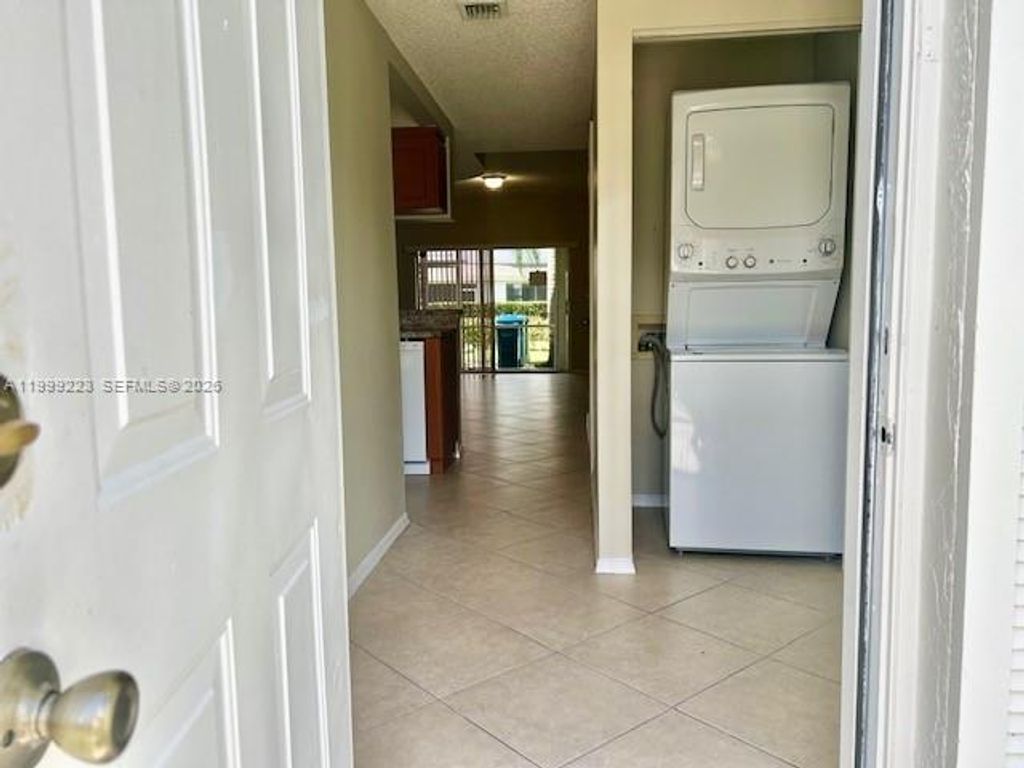 Photo of 16648 Hemingway Dr, Weston, FL 33326 (MLS # A11999223)