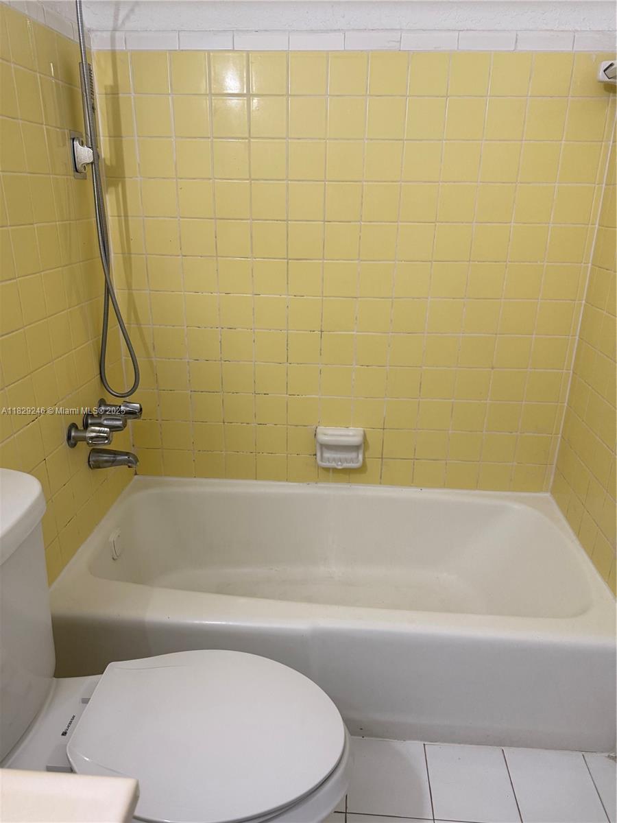 LAKE PLACID CONDO - Residential Lease