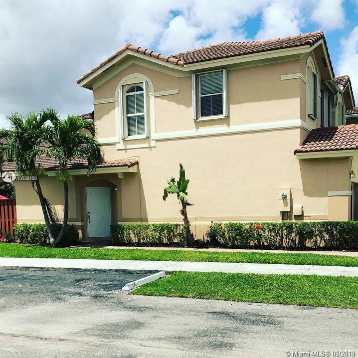 KENDALL BREEZE SOUTH - Residential Lease