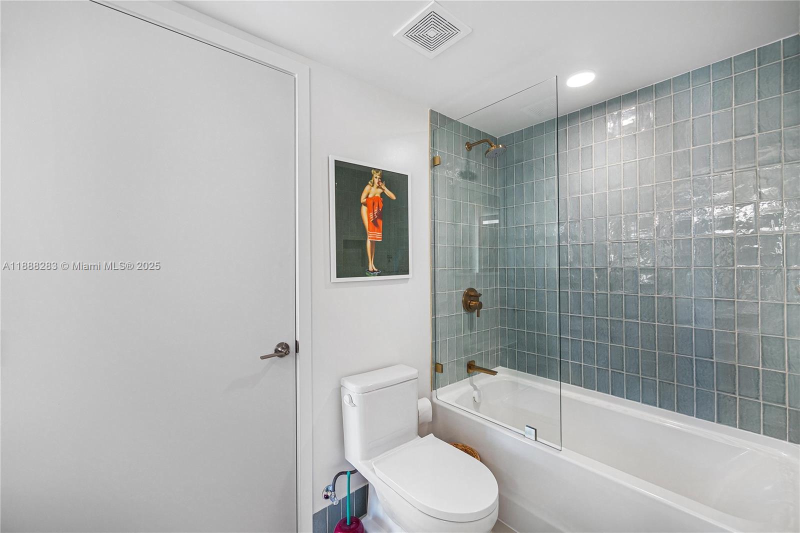 NATIIVO GALE - Residential