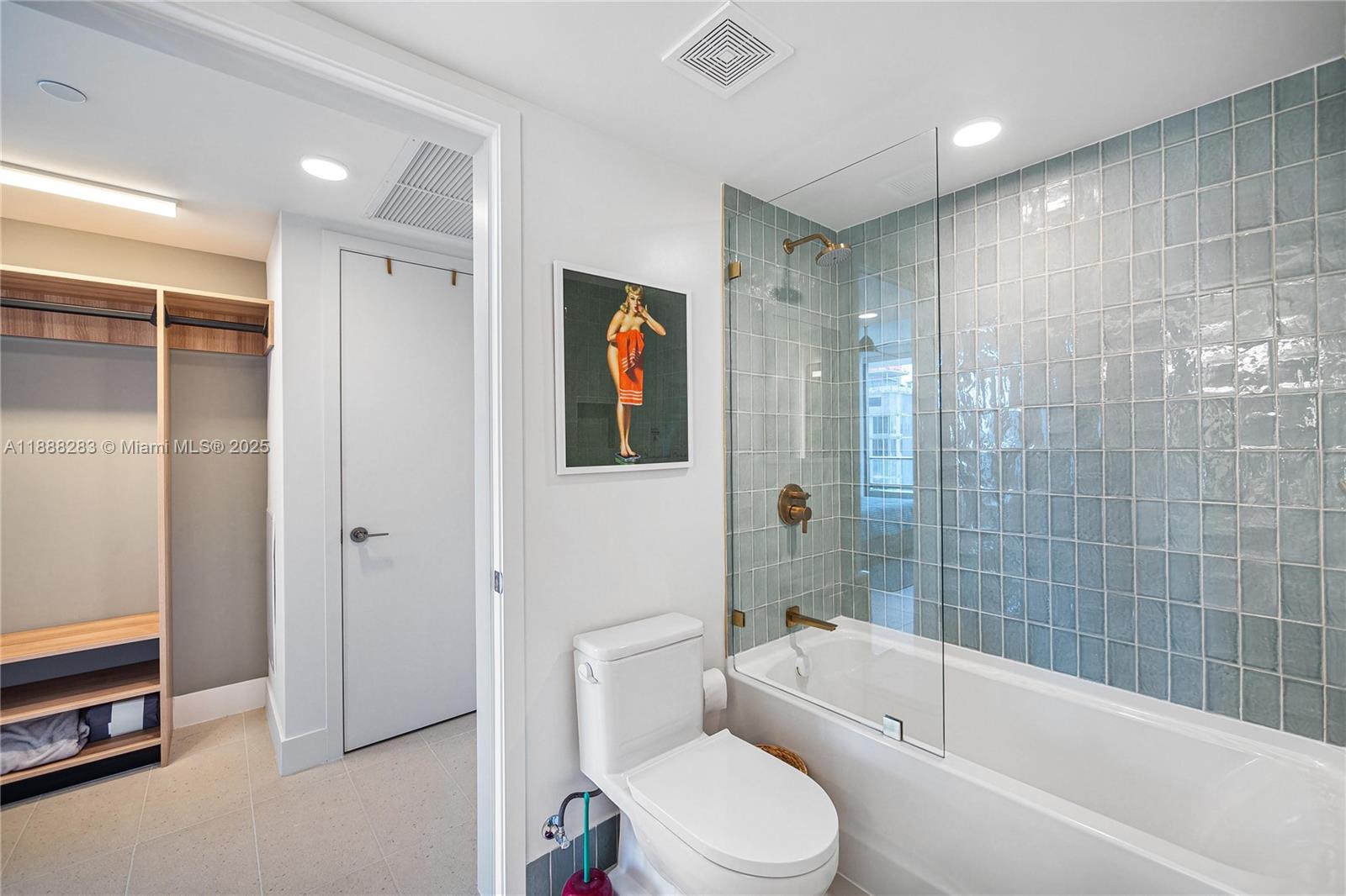 NATIIVO GALE - Residential