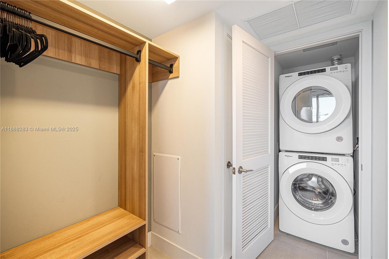 NATIIVO GALE - Residential