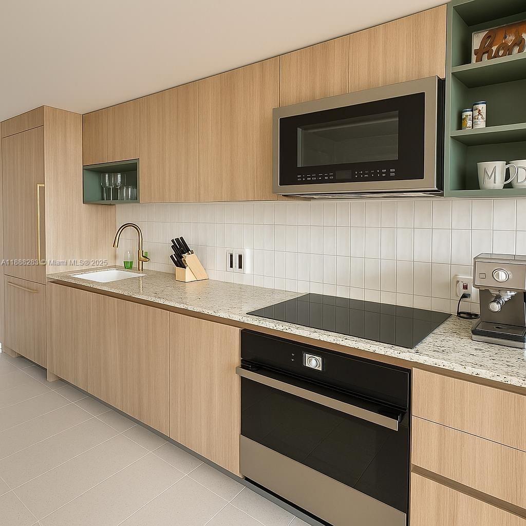 NATIIVO GALE - Residential