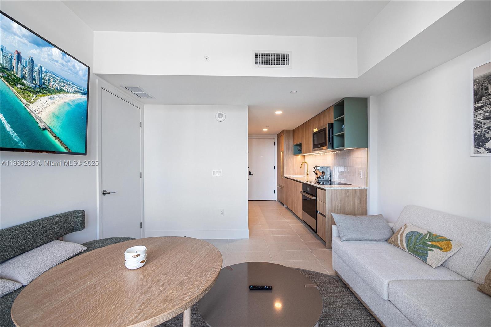 NATIIVO GALE - Residential