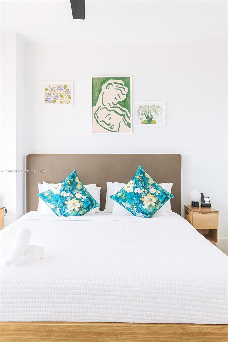 NATIIVO GALE - Residential