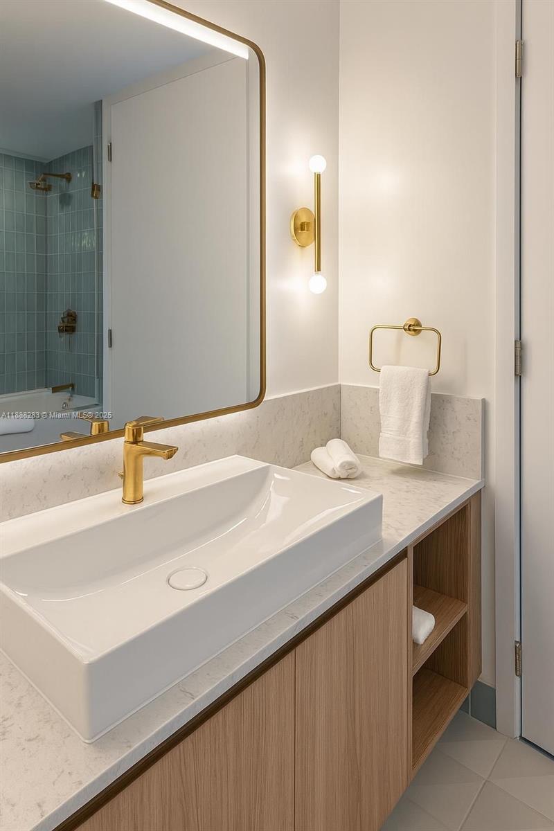 NATIIVO GALE - Residential