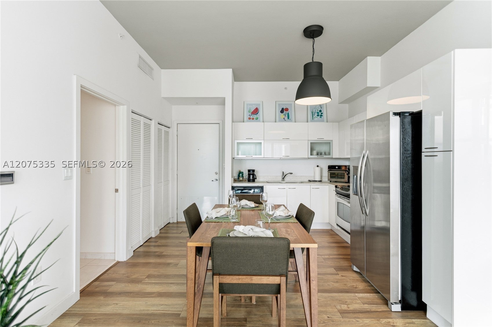 133 NE 2nd Ave 2904