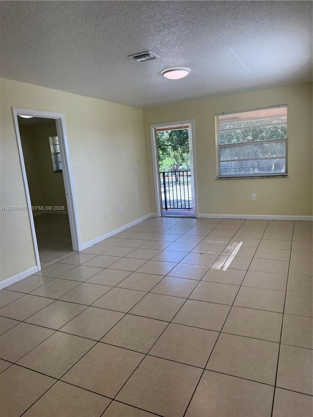Photo of 1101 W Prospect Rd #6, Fort Lauderdale, FL 33309 (MLS # A12015660)