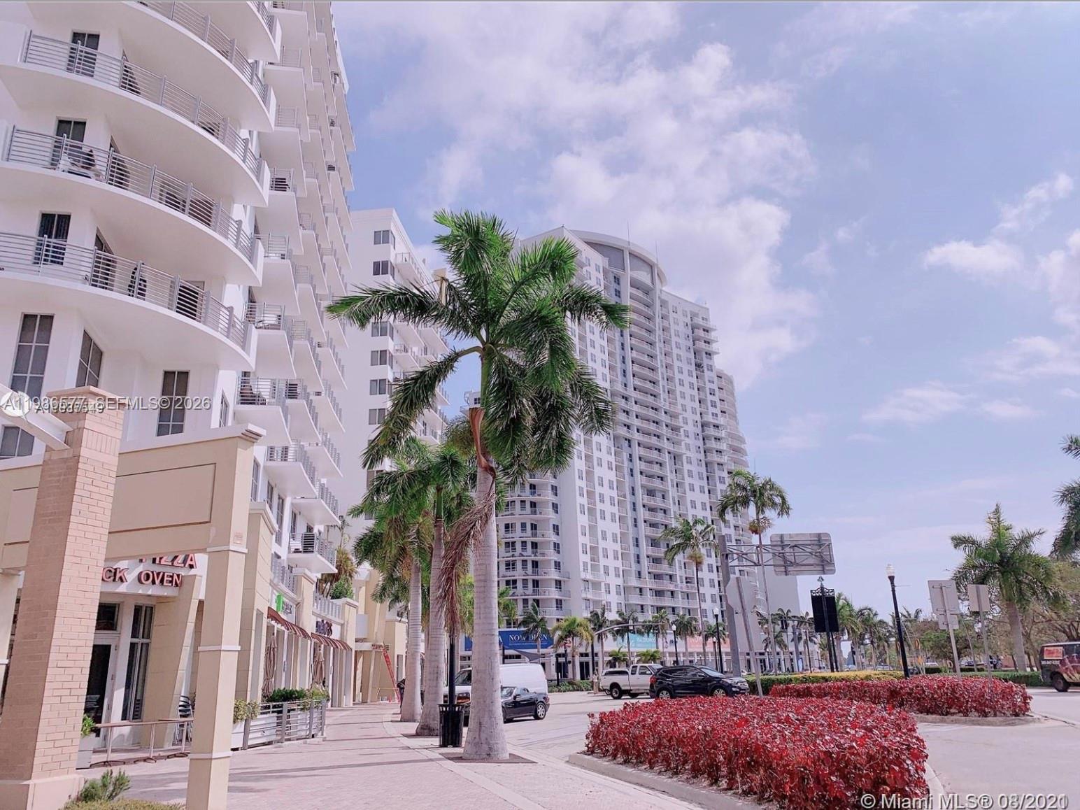 RADIUS CONDO - Residential Lease