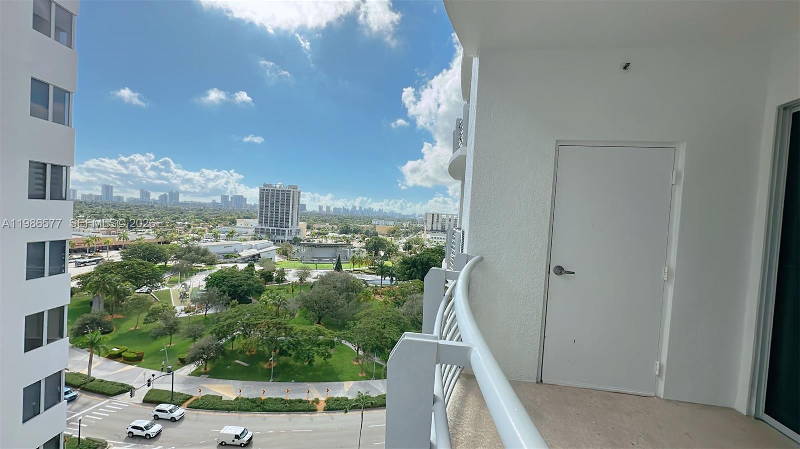 RADIUS CONDO - Residential Lease