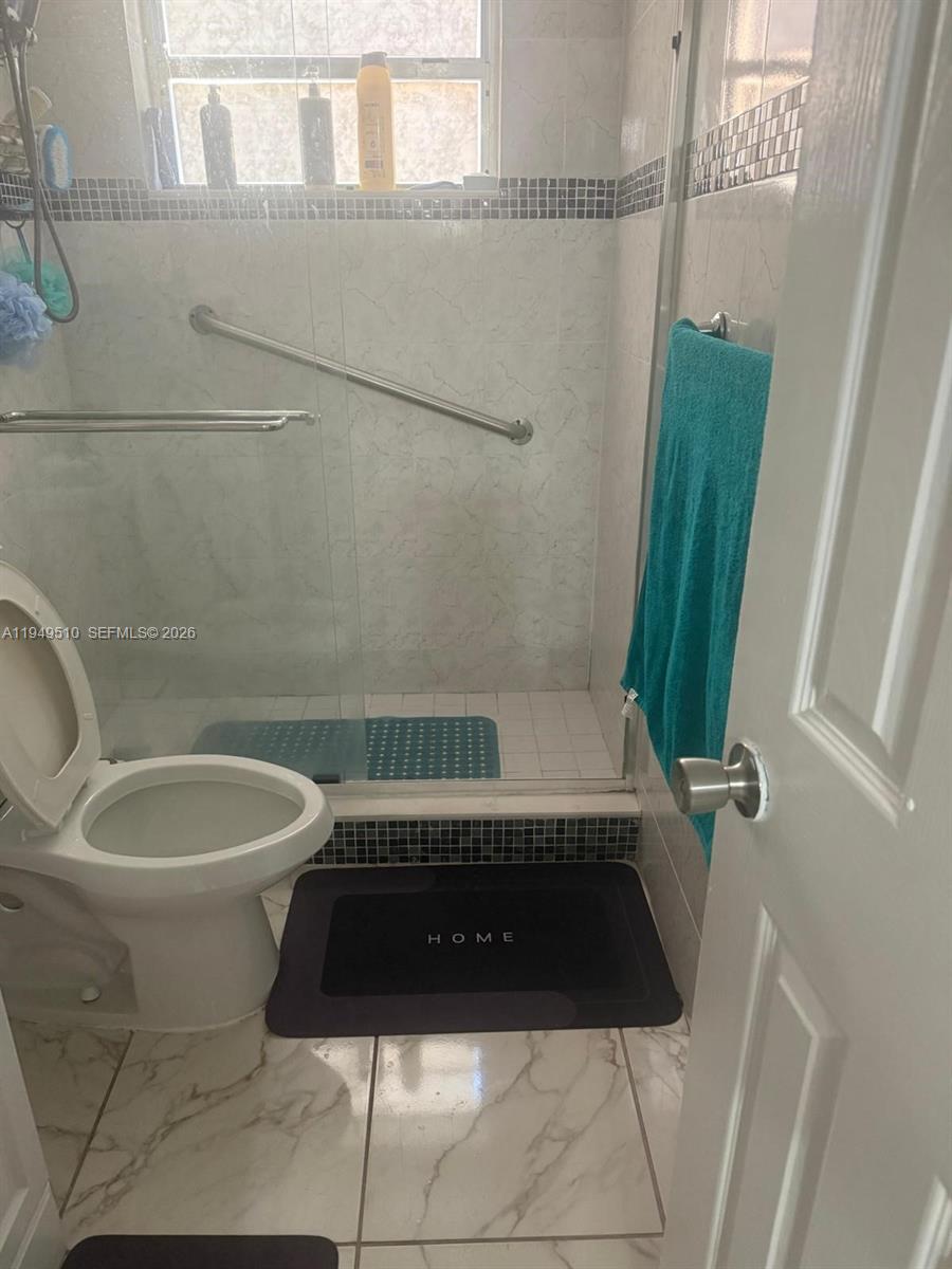 VILLAS DE ASTURIAS CONDO - Residential