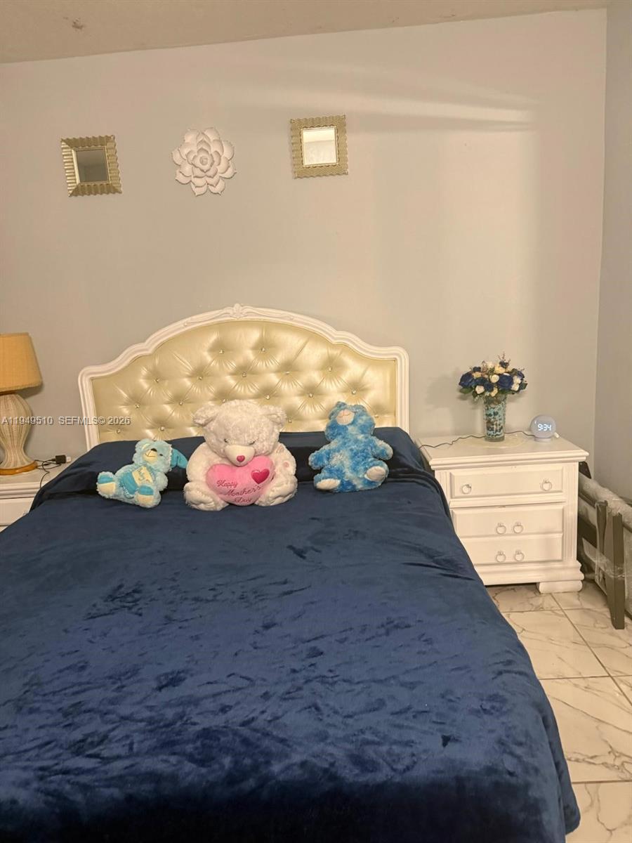 VILLAS DE ASTURIAS CONDO - Residential