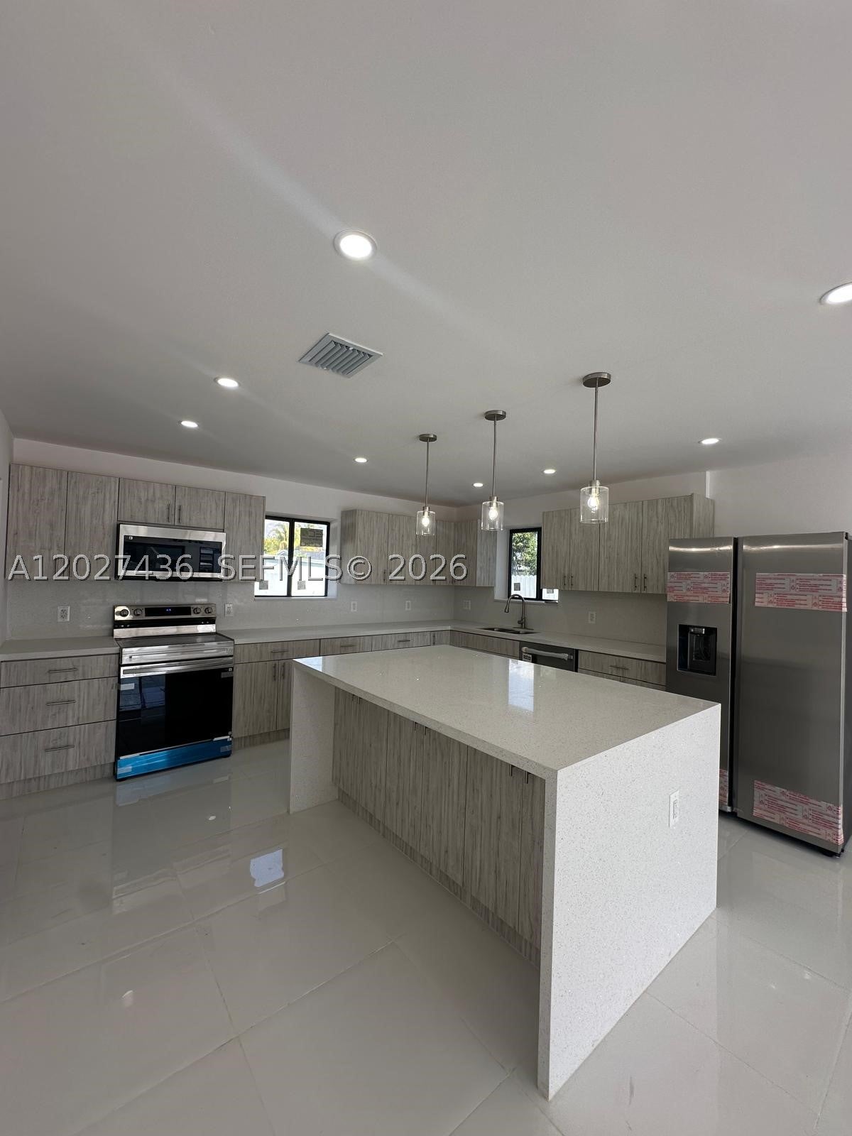 2041 NW 190th Ter