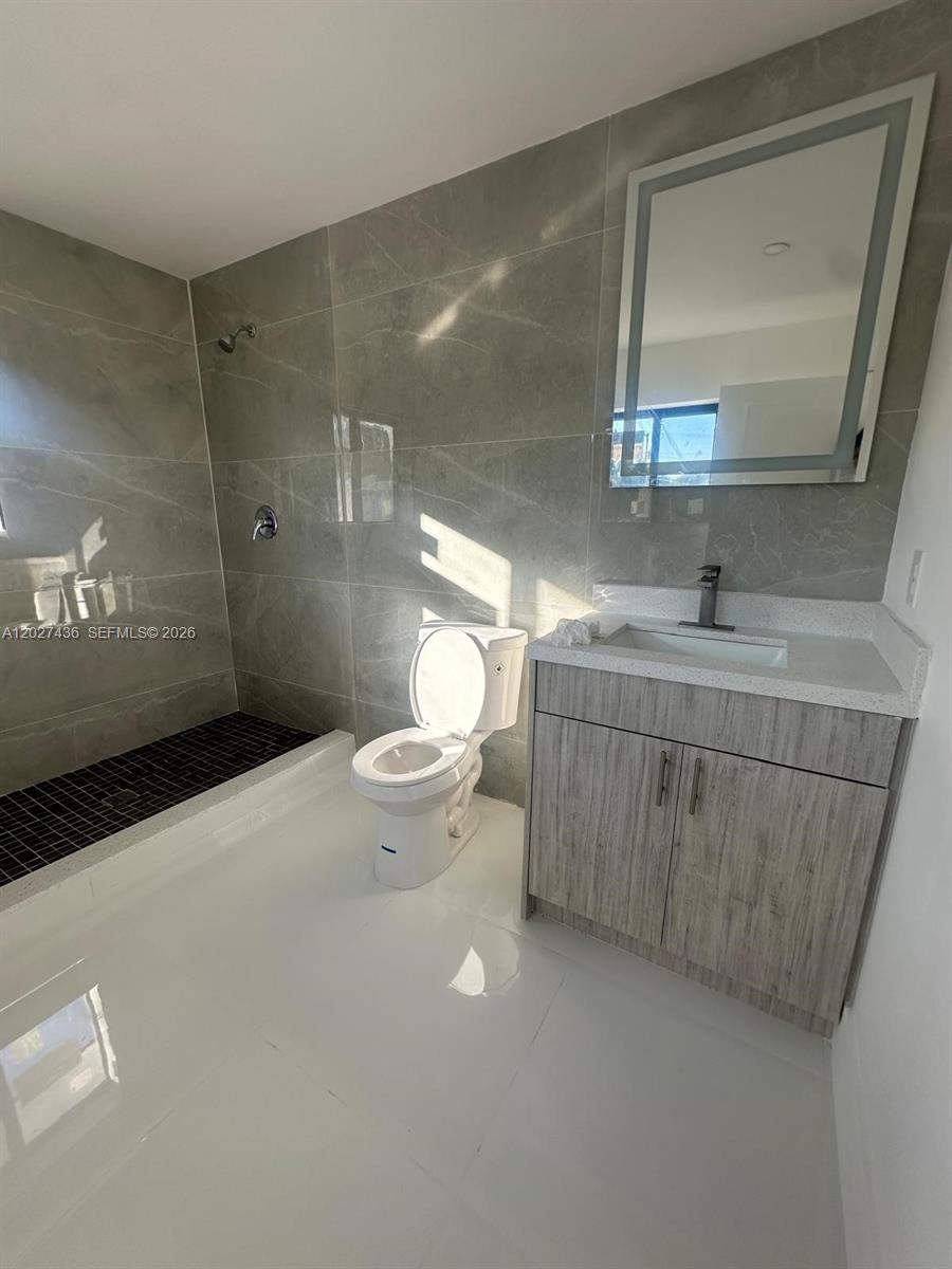 WINDWARD ESTATES SEC 1 - Residential