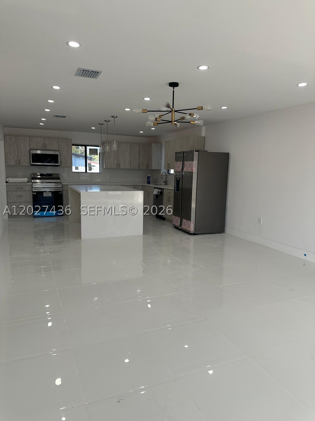 2041 NW 190th Ter