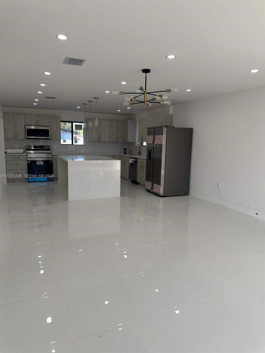 WINDWARD ESTATES SEC 1 - Residential
