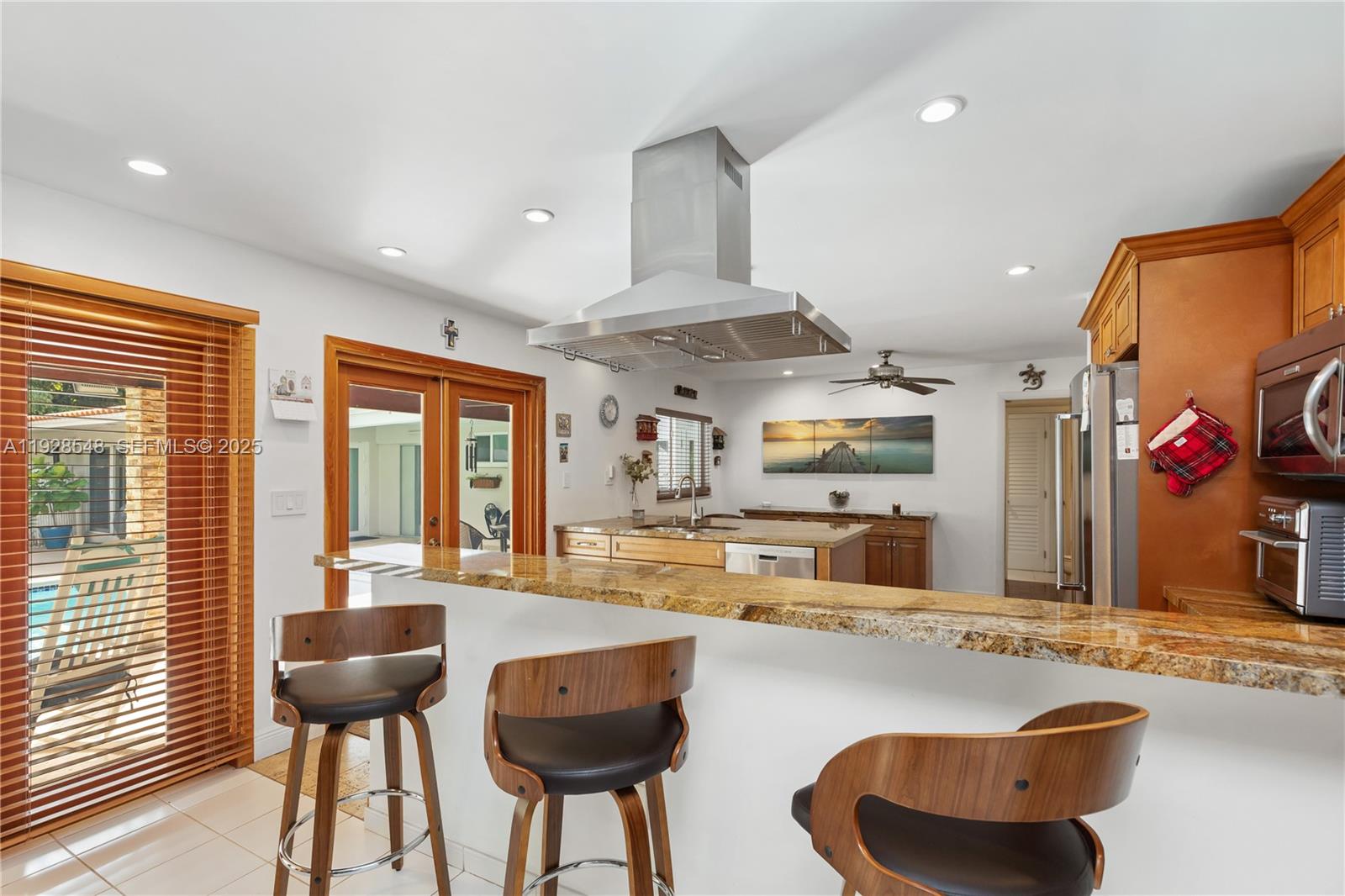 SPANISH COURT - Residential