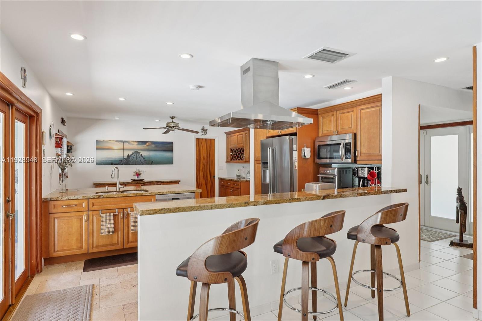 SPANISH COURT - Residential