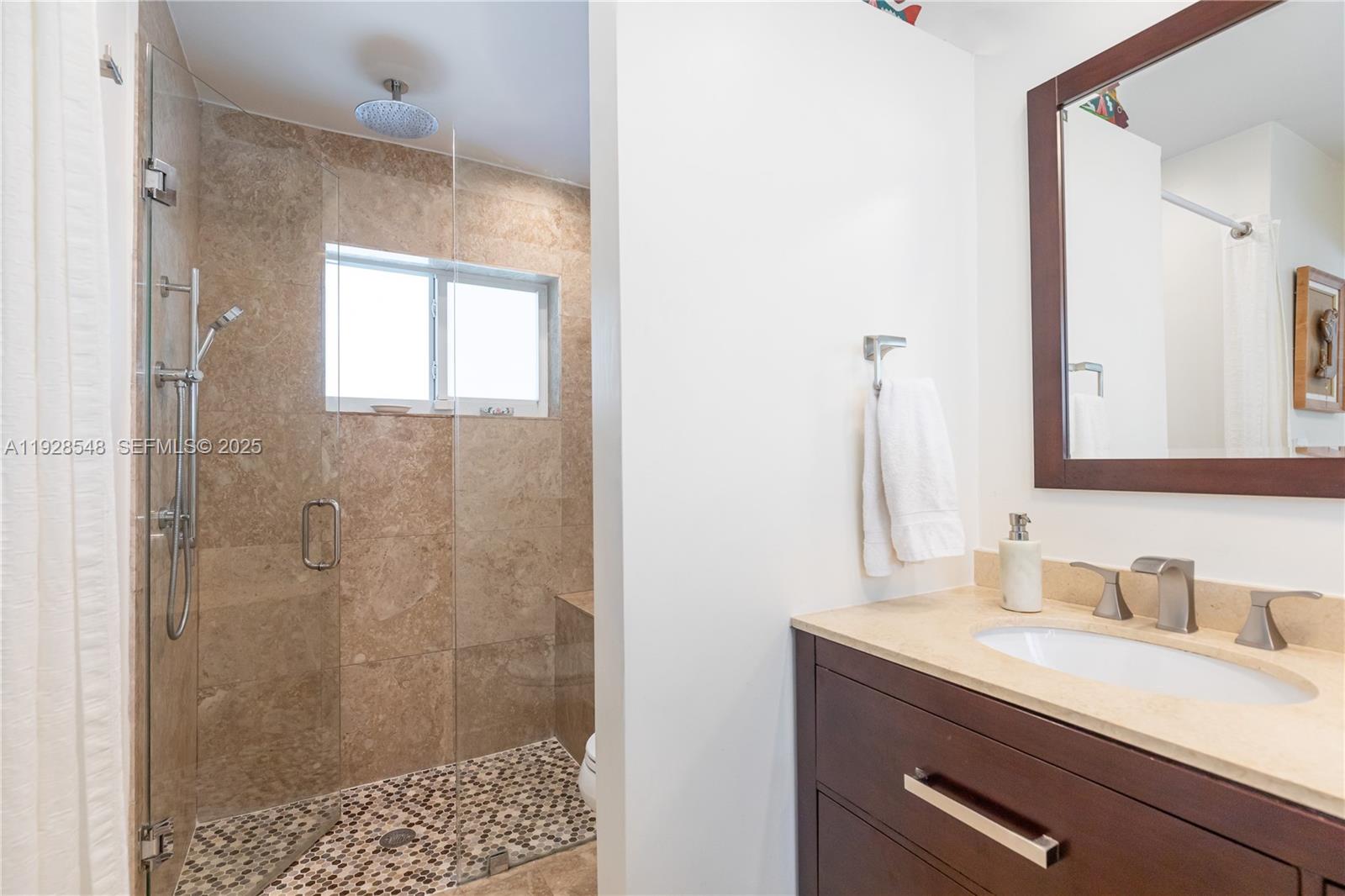 SPANISH COURT - Residential