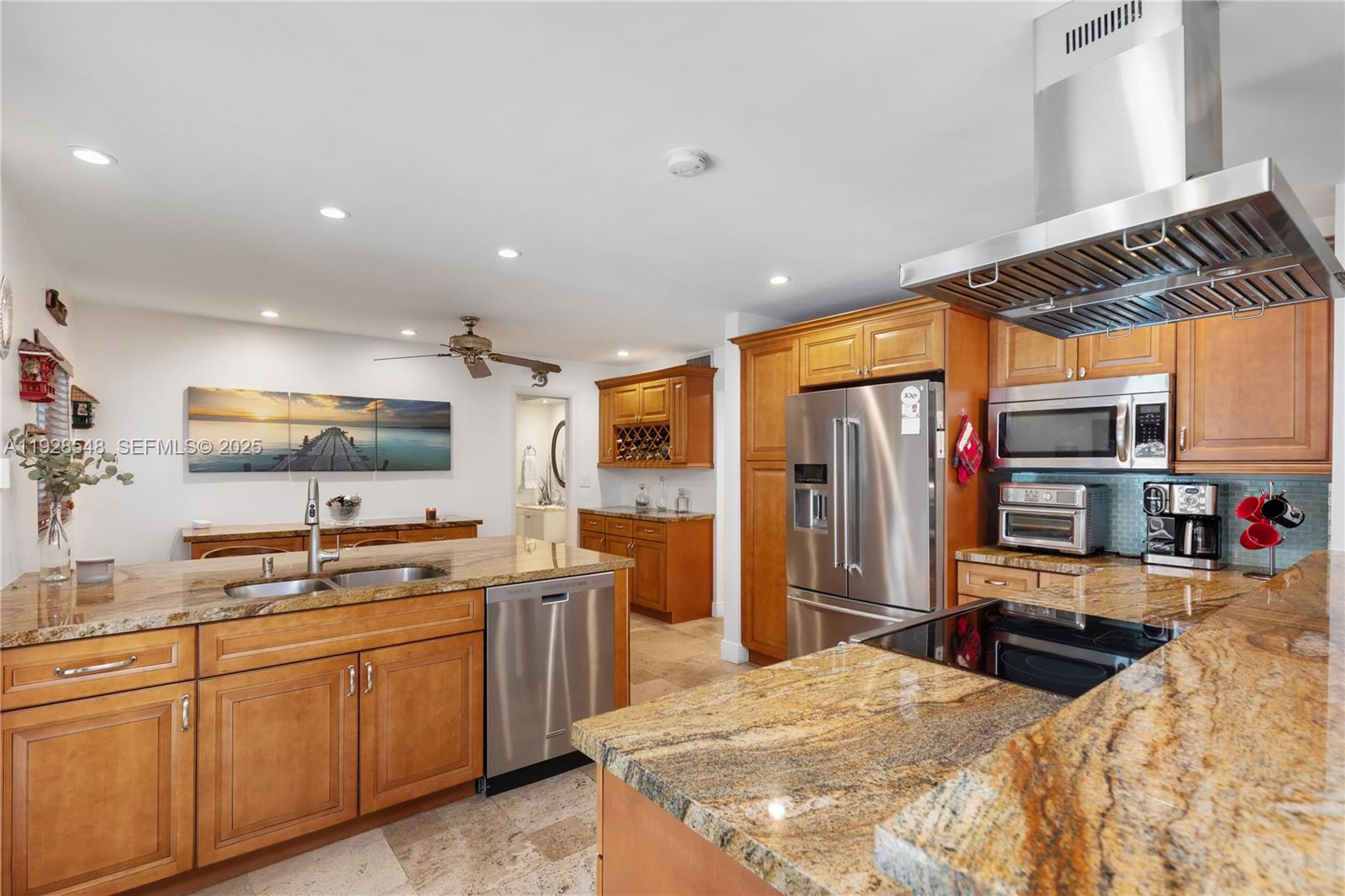 SPANISH COURT - Residential