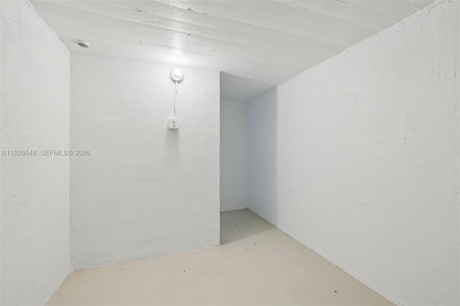 SPANISH COURT - Residential