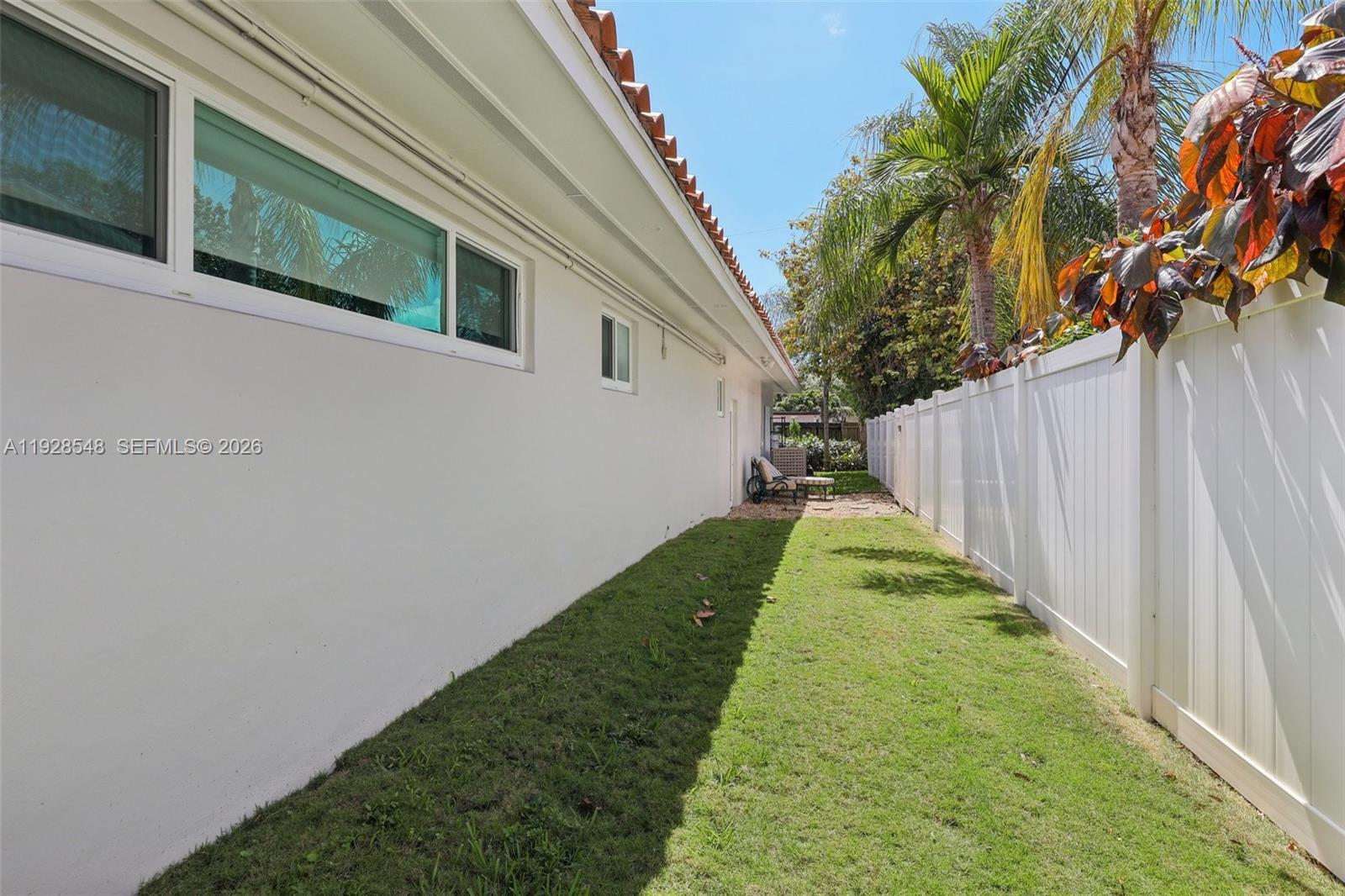 SPANISH COURT - Residential