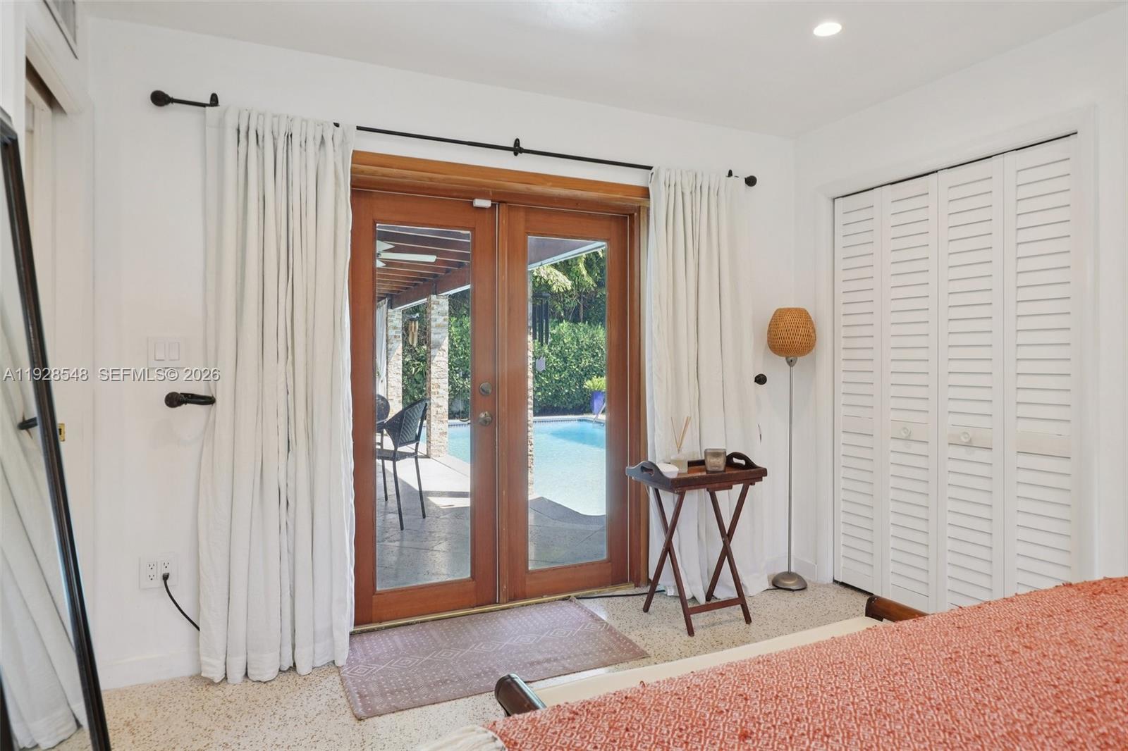 SPANISH COURT - Residential