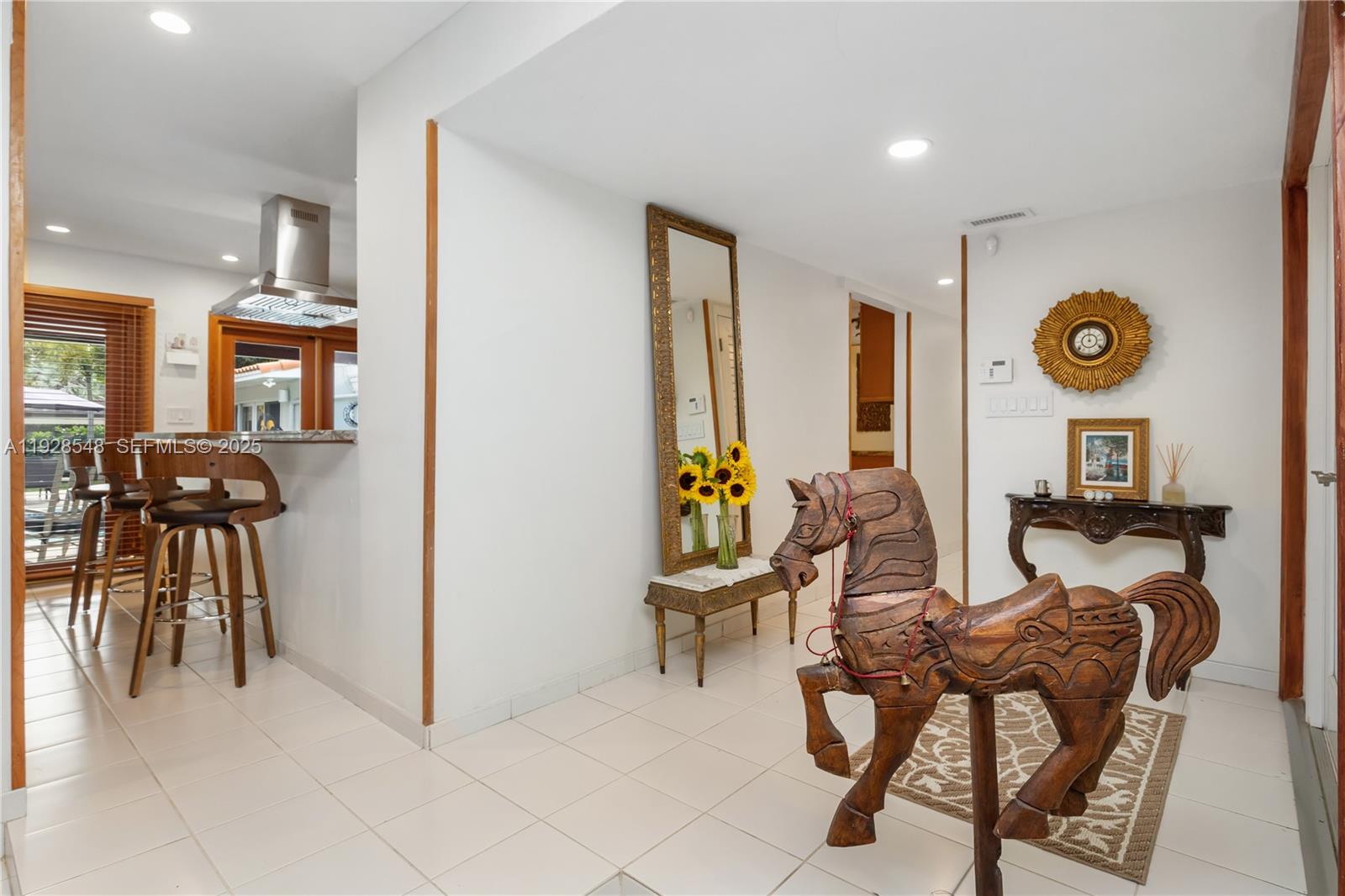 SPANISH COURT - Residential