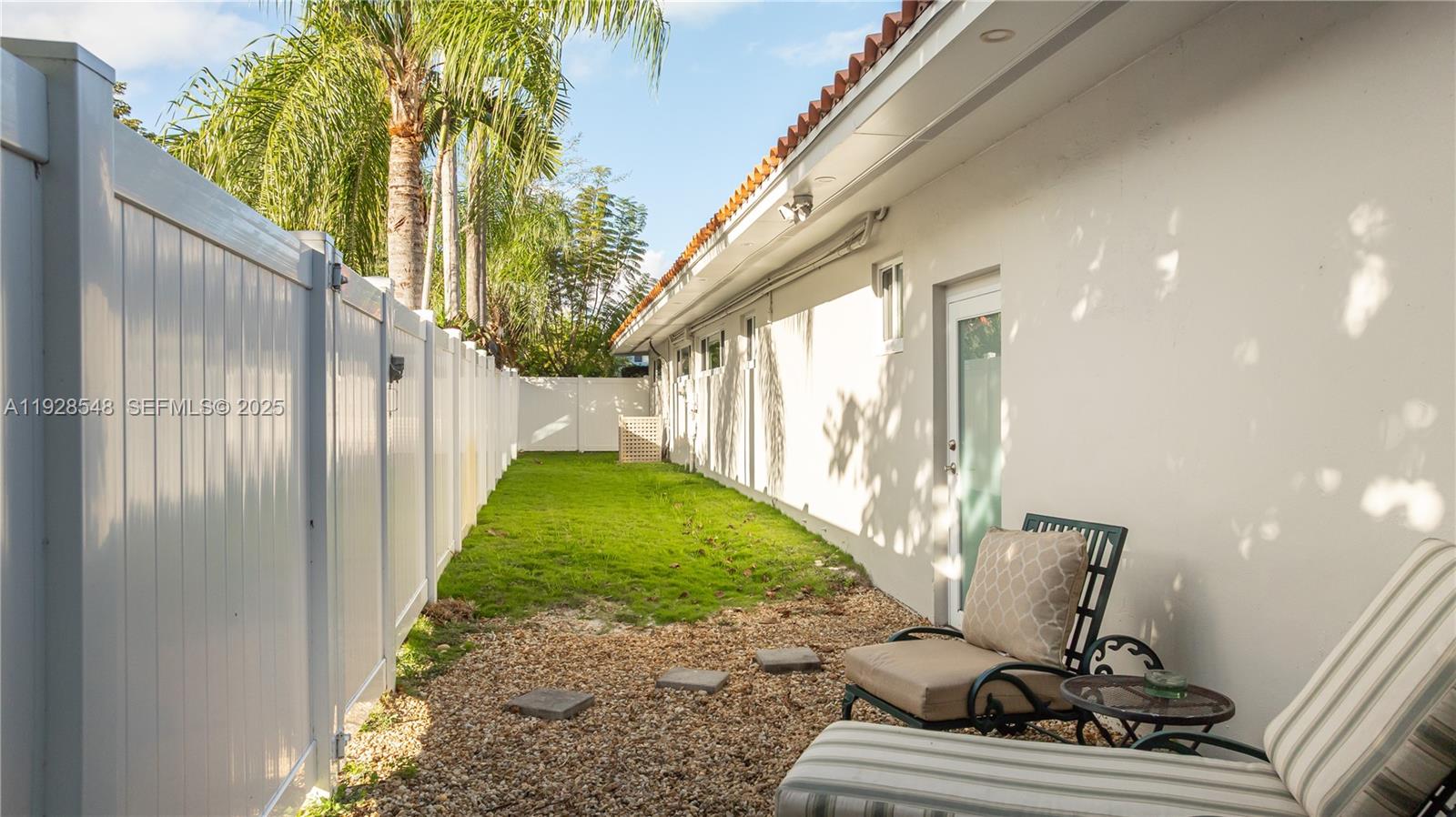 SPANISH COURT - Residential