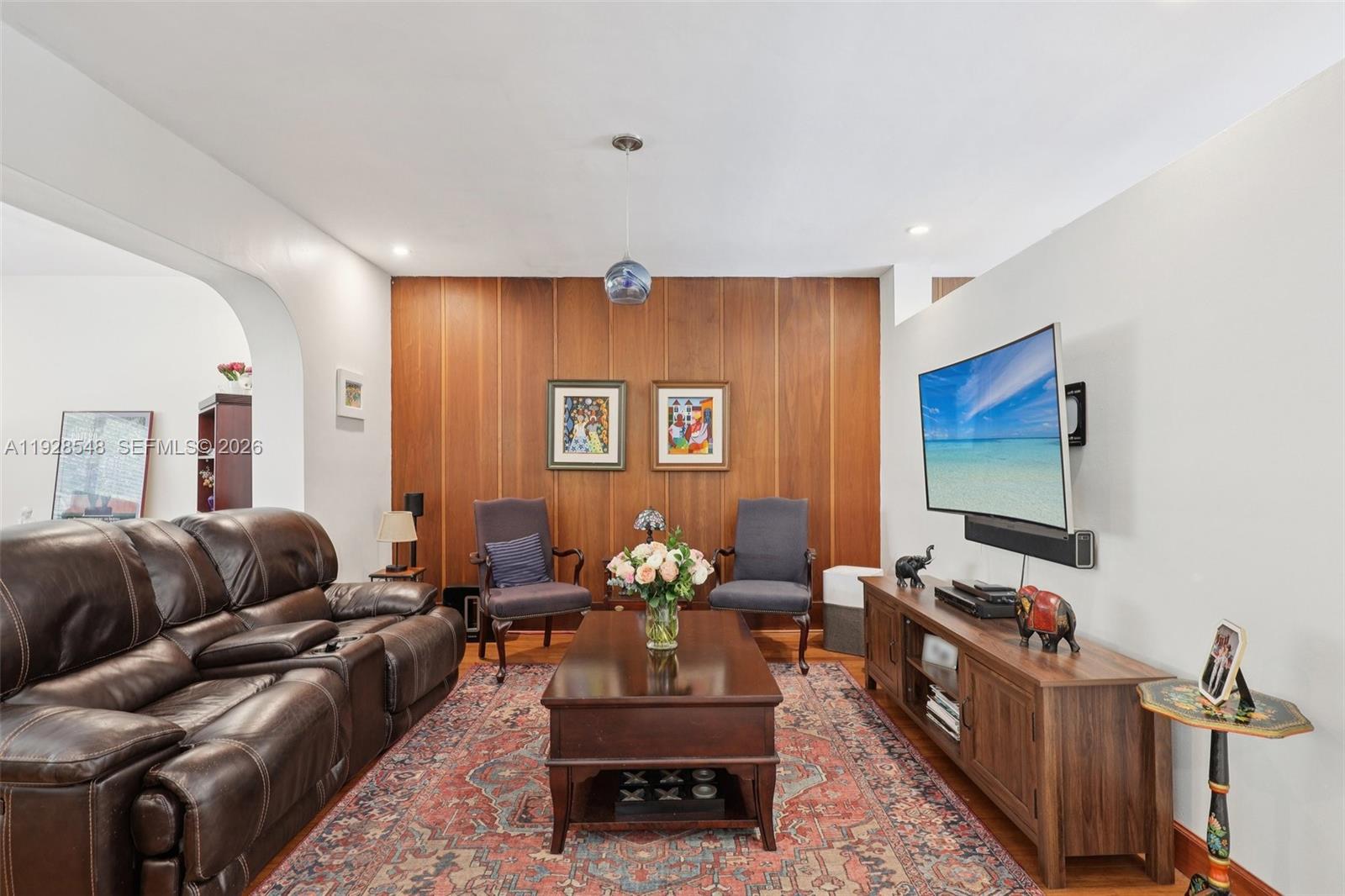 SPANISH COURT - Residential