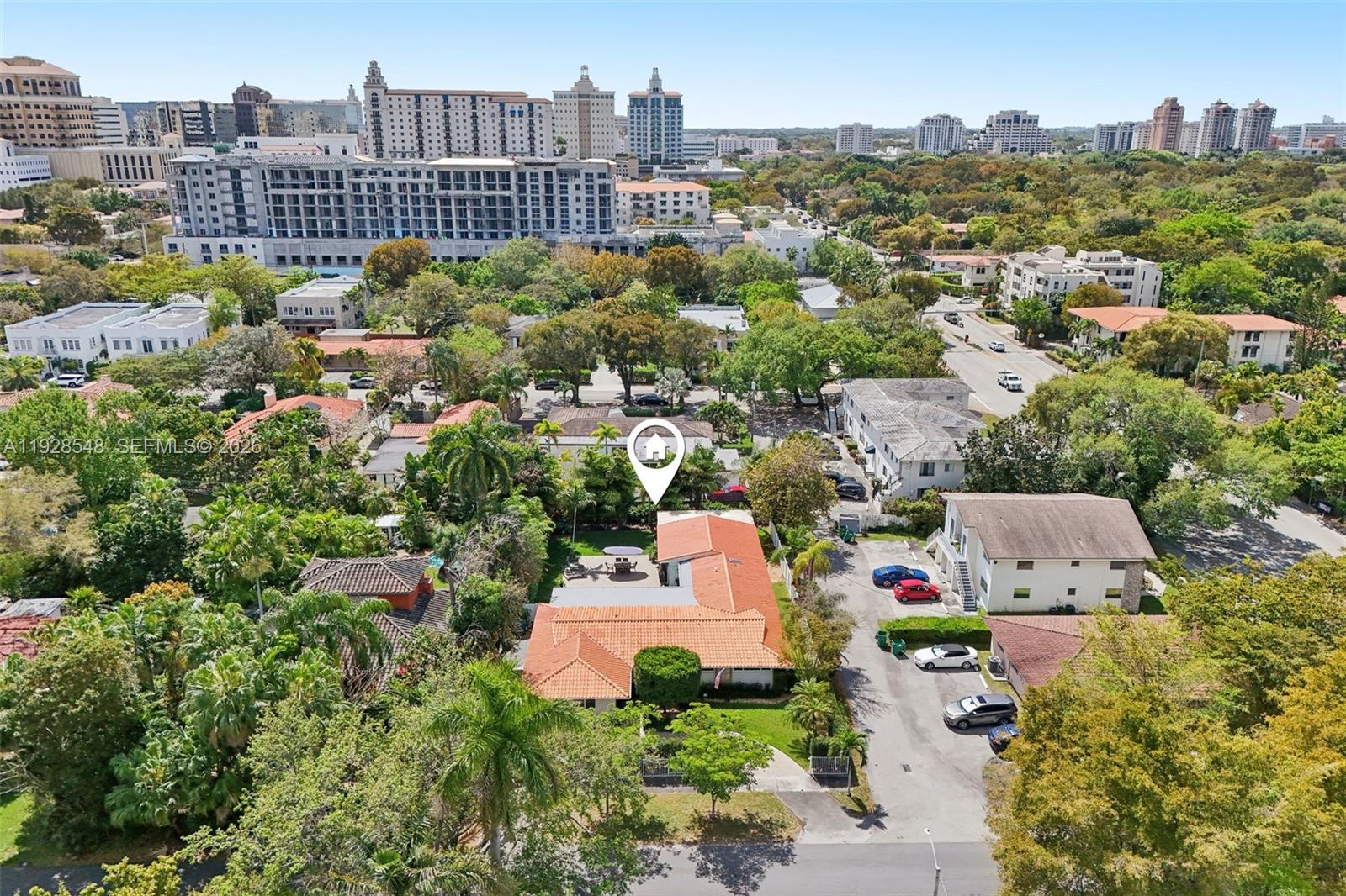 SPANISH COURT - Residential