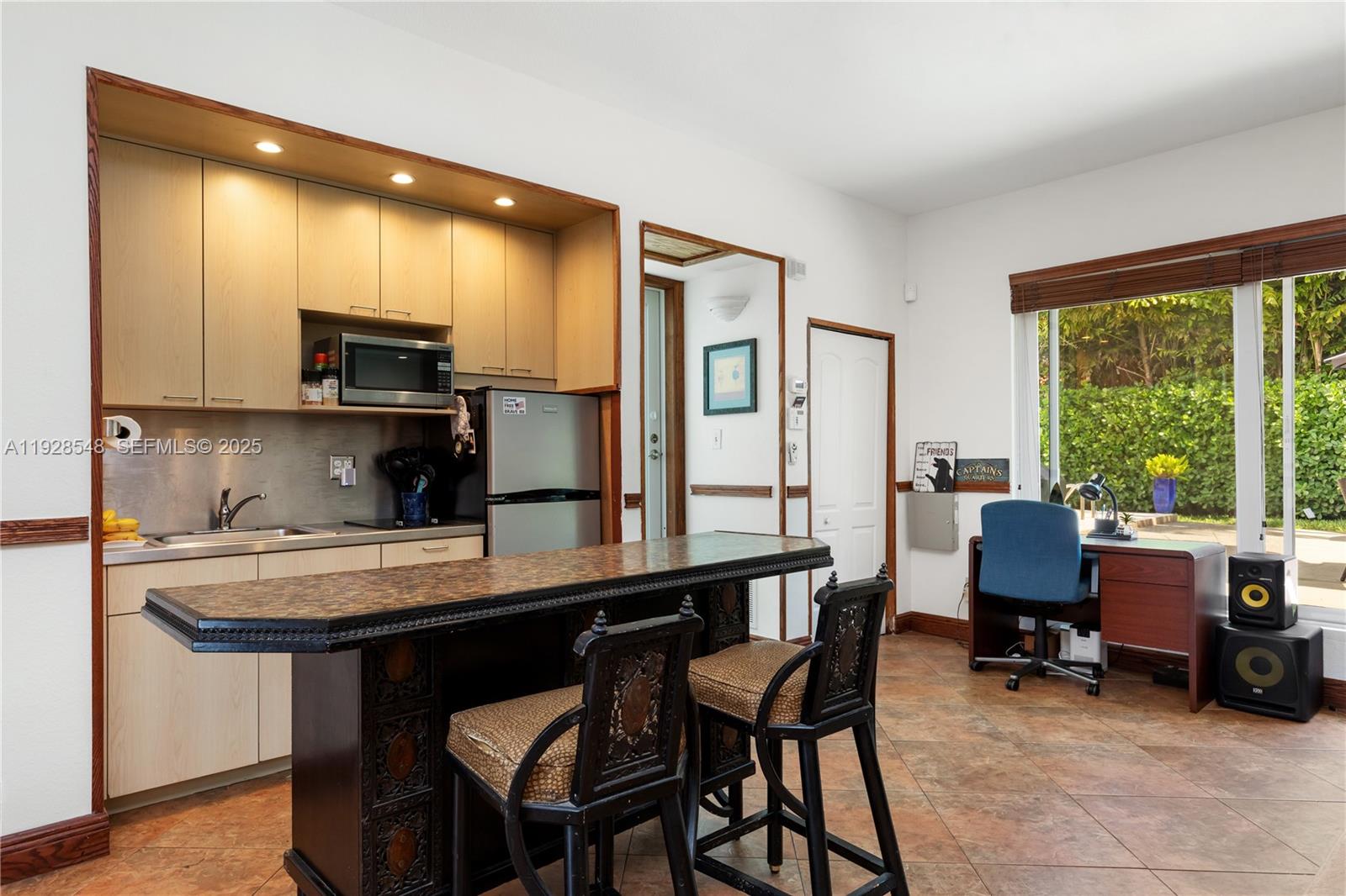 SPANISH COURT - Residential