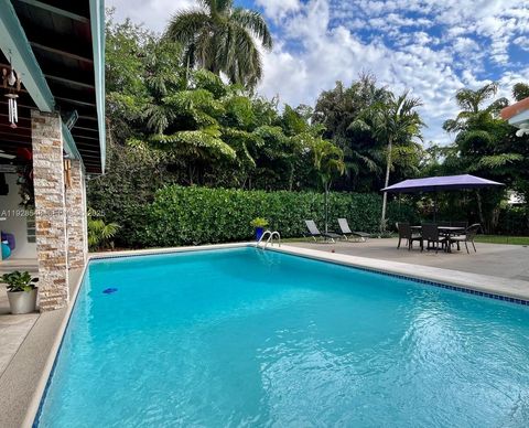 360 Menores Ave Coral Gables FL 33134