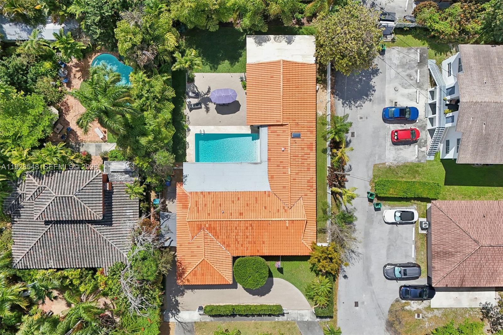 SPANISH COURT - Residential