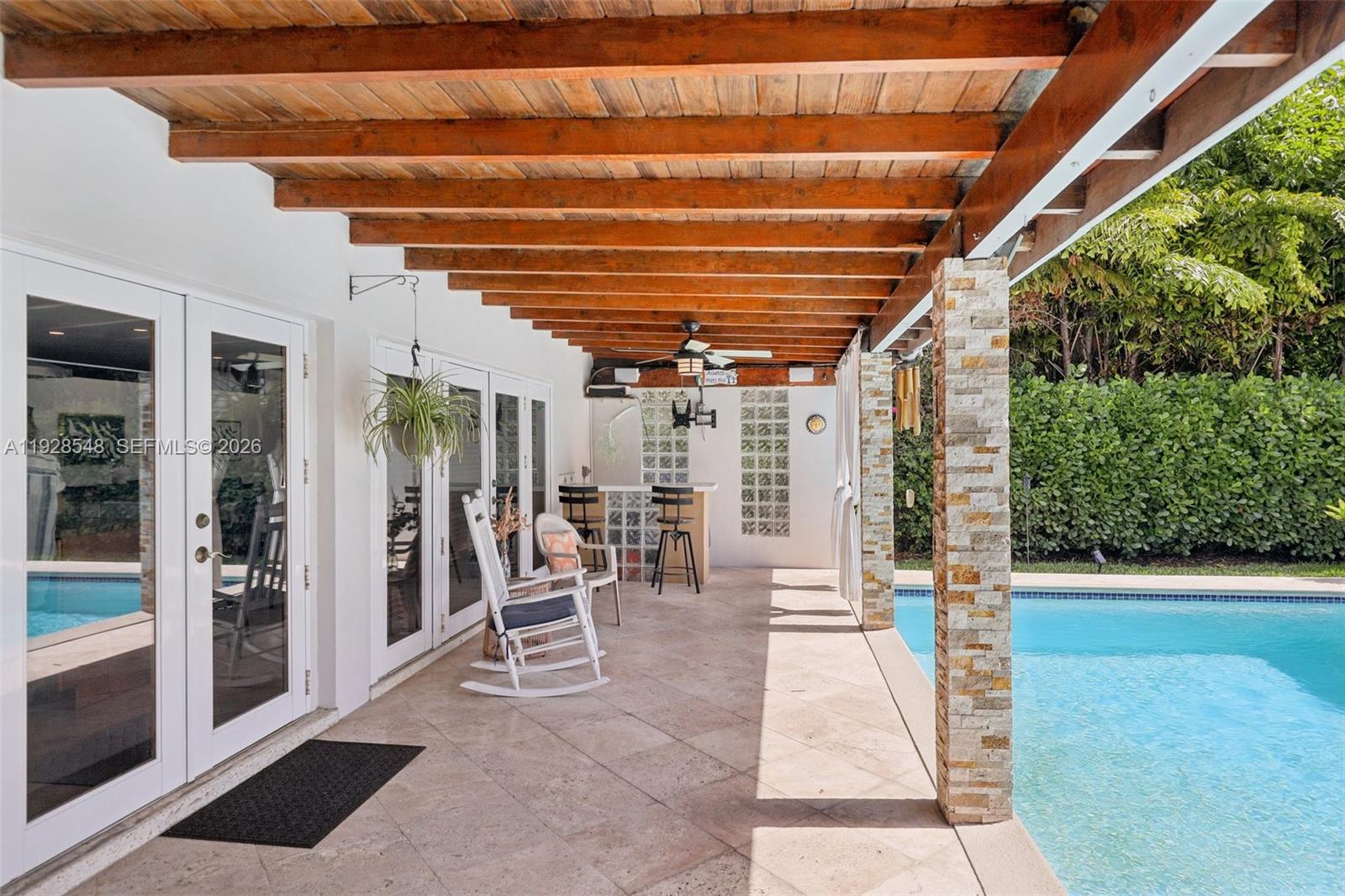 SPANISH COURT - Residential