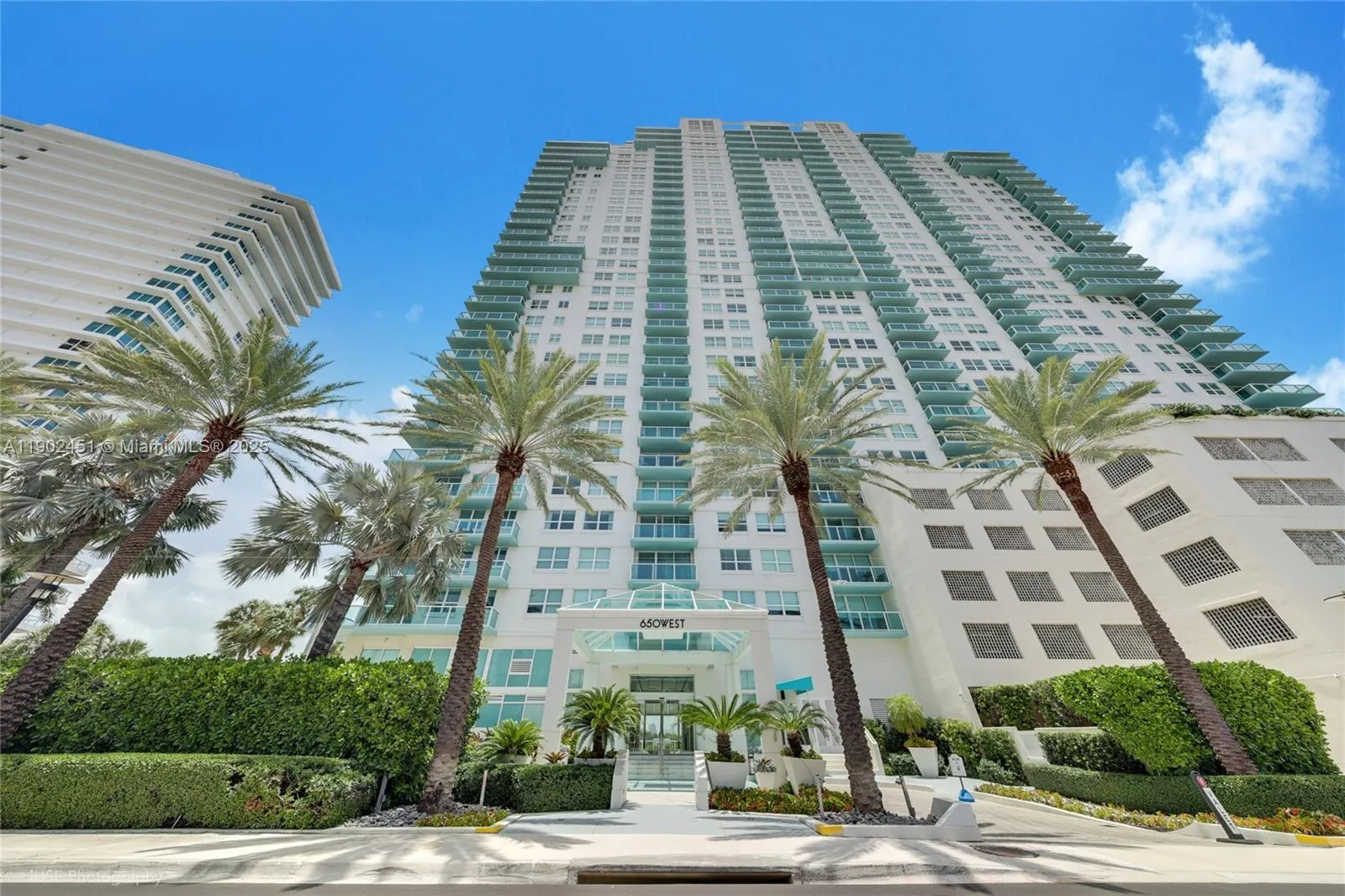 Miami Beach, Florida 33139, United States, 2 Bedrooms Bedrooms, ,3 BathroomsBathrooms,Residential,Active,233159