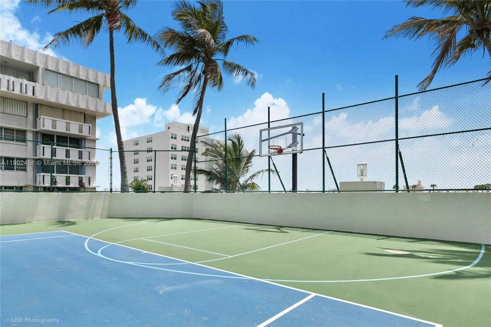 Miami Beach, Florida 33139, United States, 2 Bedrooms Bedrooms, ,3 BathroomsBathrooms,Residential,Active,233159