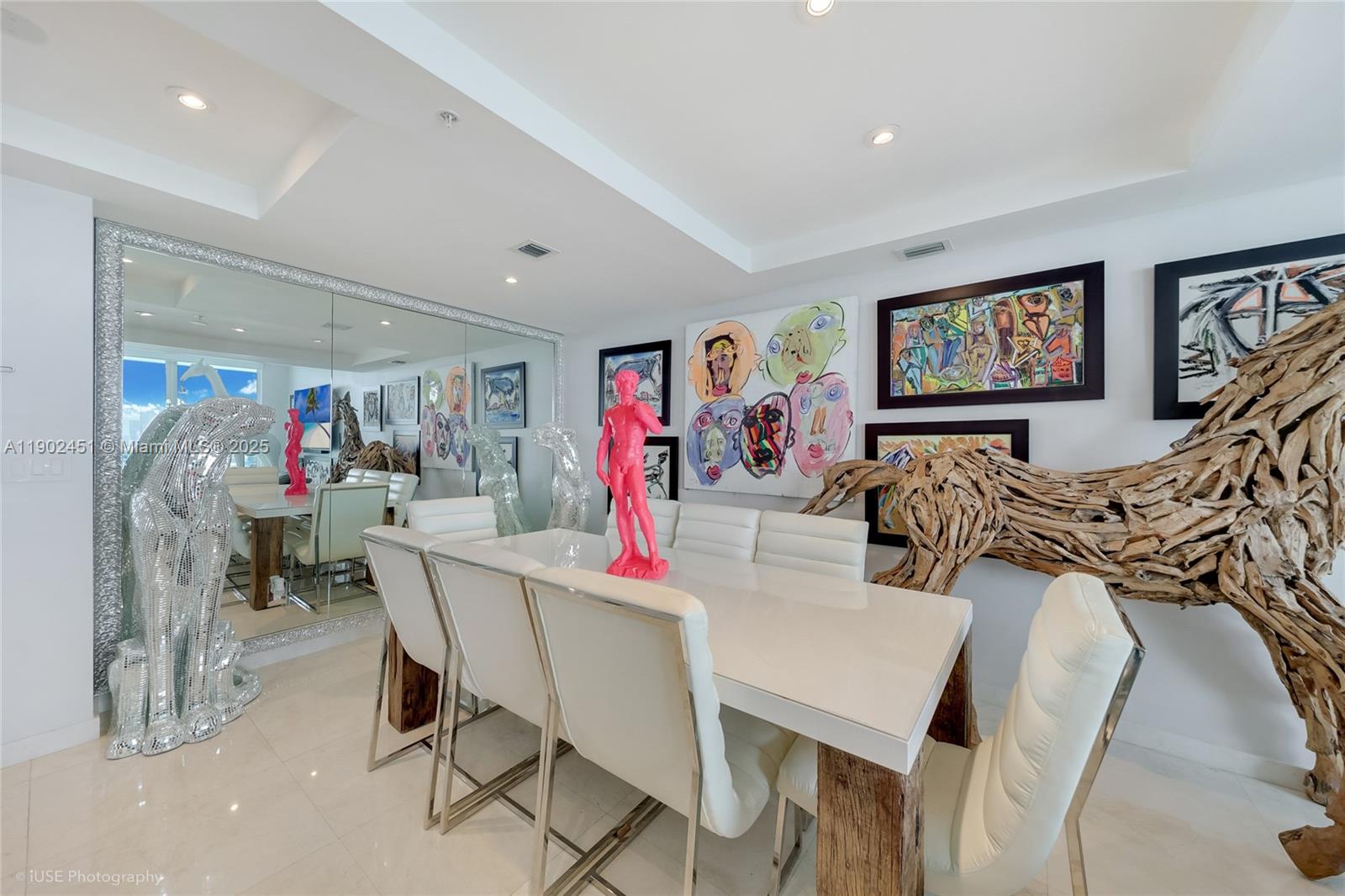 650 West Ave PH09
