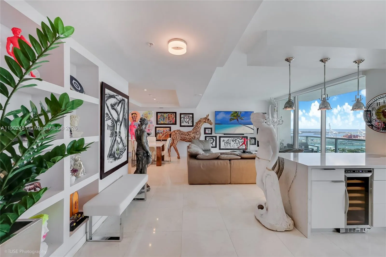 Miami Beach, Florida 33139, United States, 2 Bedrooms Bedrooms, ,3 BathroomsBathrooms,Residential,Active,233159