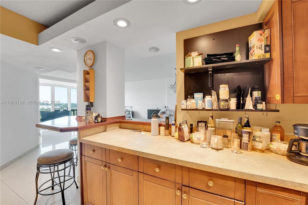 Photo of 919 Hillcrest Dr #704, Hollywood, FL 33021 (MLS # A11983126)