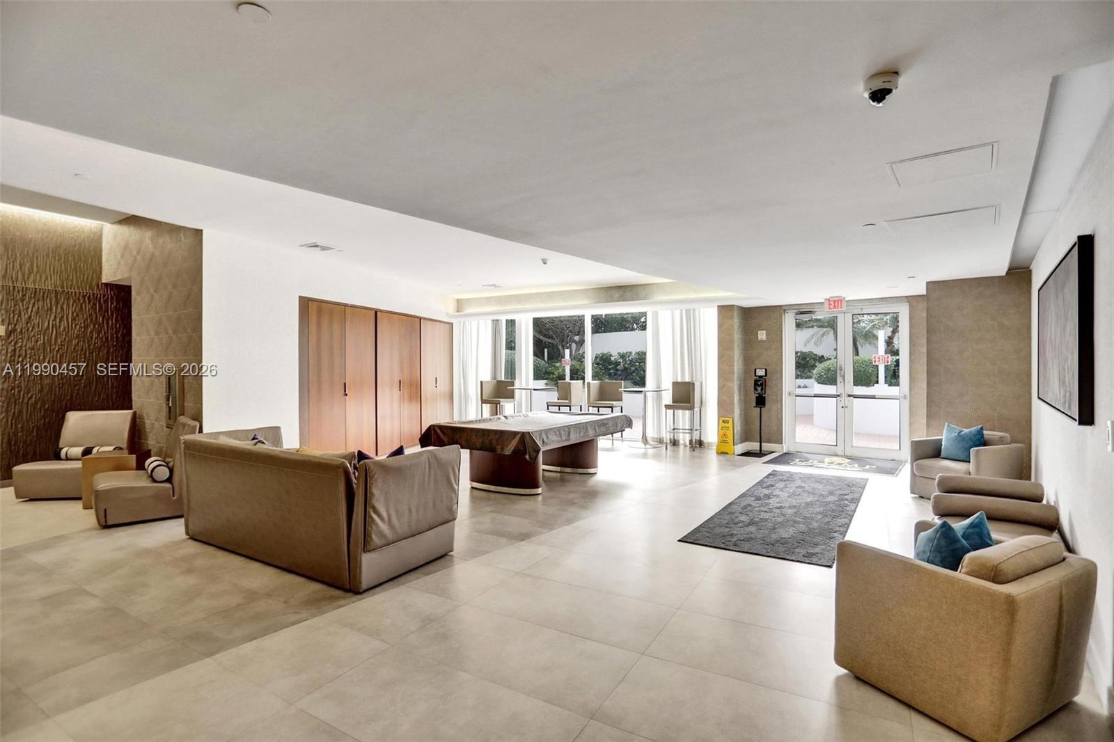 TRUMP PALACE CONDO - Residential