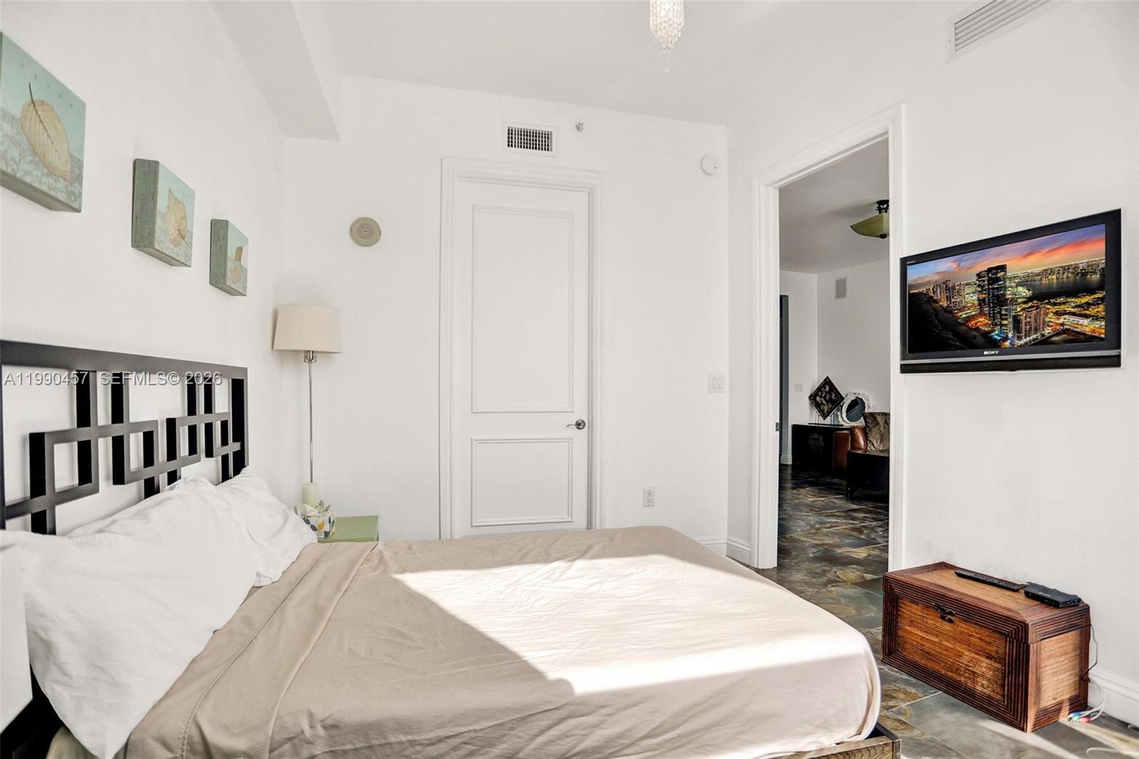 TRUMP PALACE CONDO - Residential