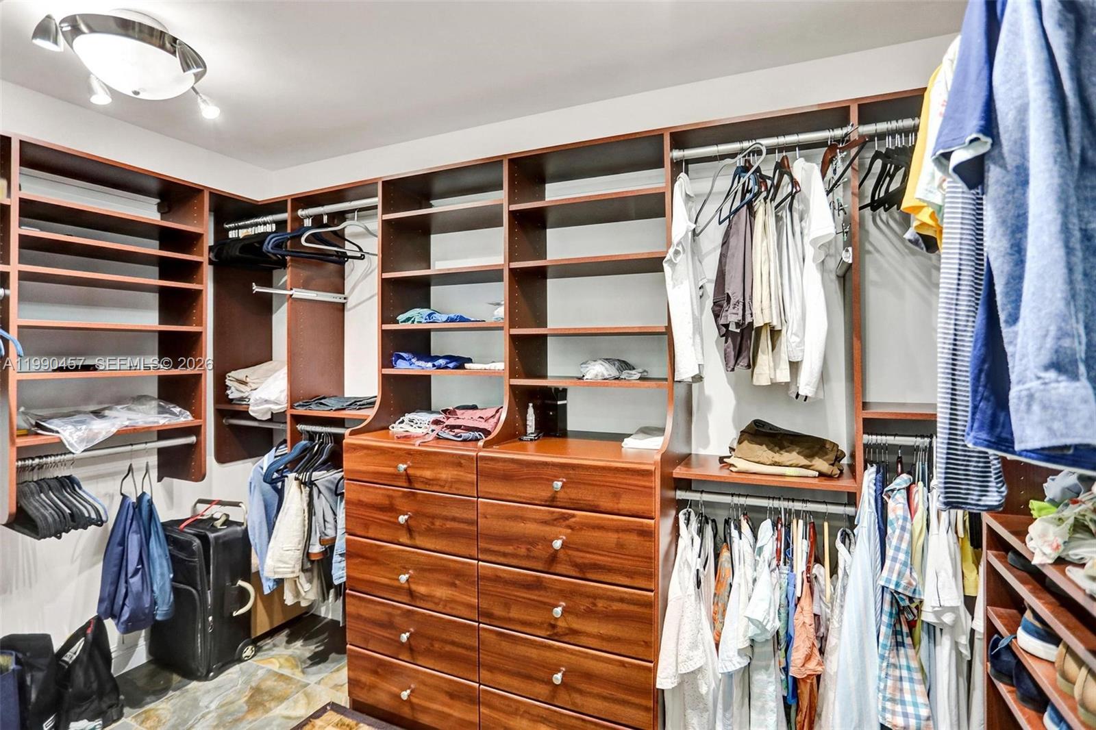 TRUMP PALACE CONDO - Residential