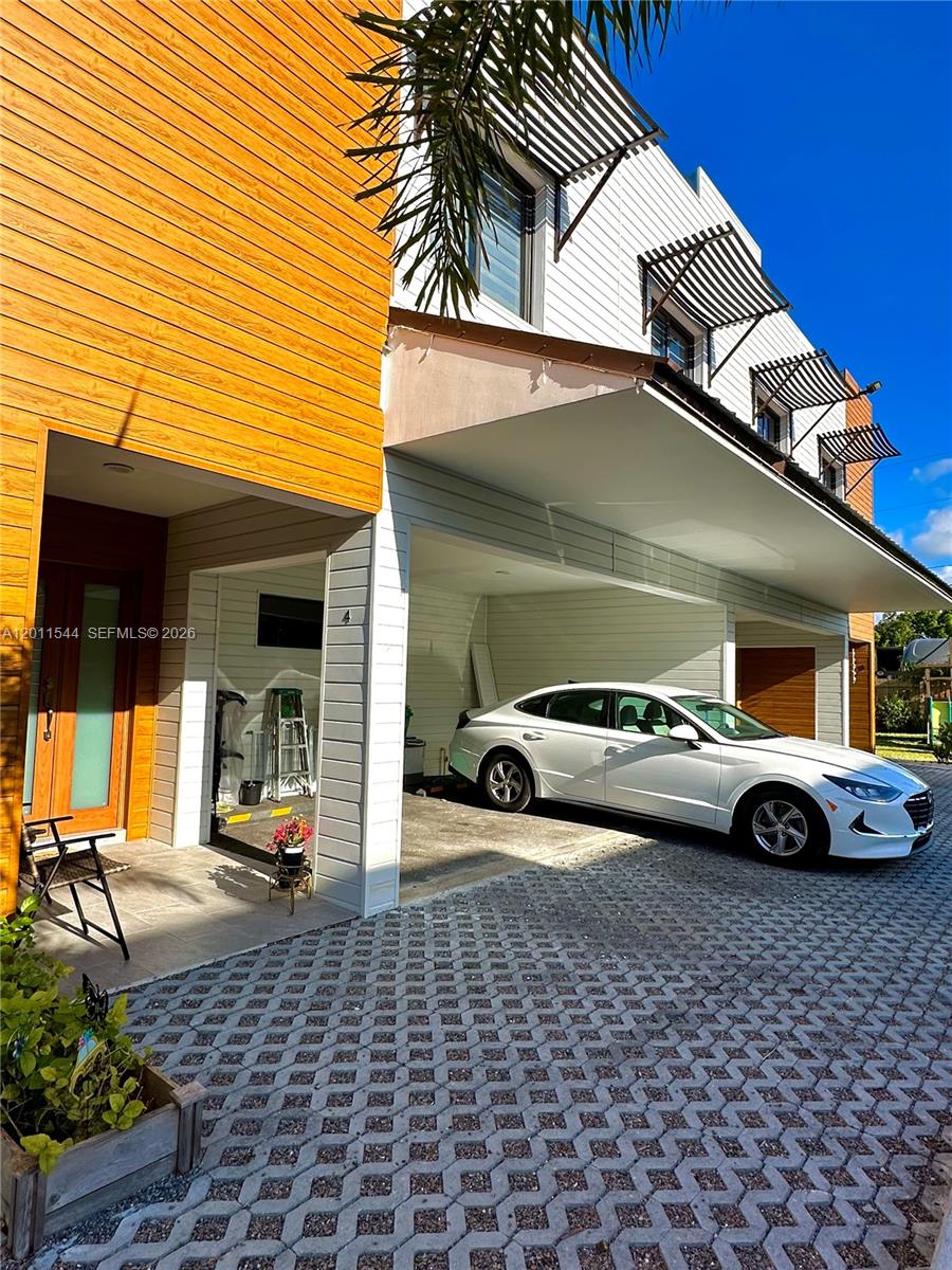 GREEN PARK SUB - Residential