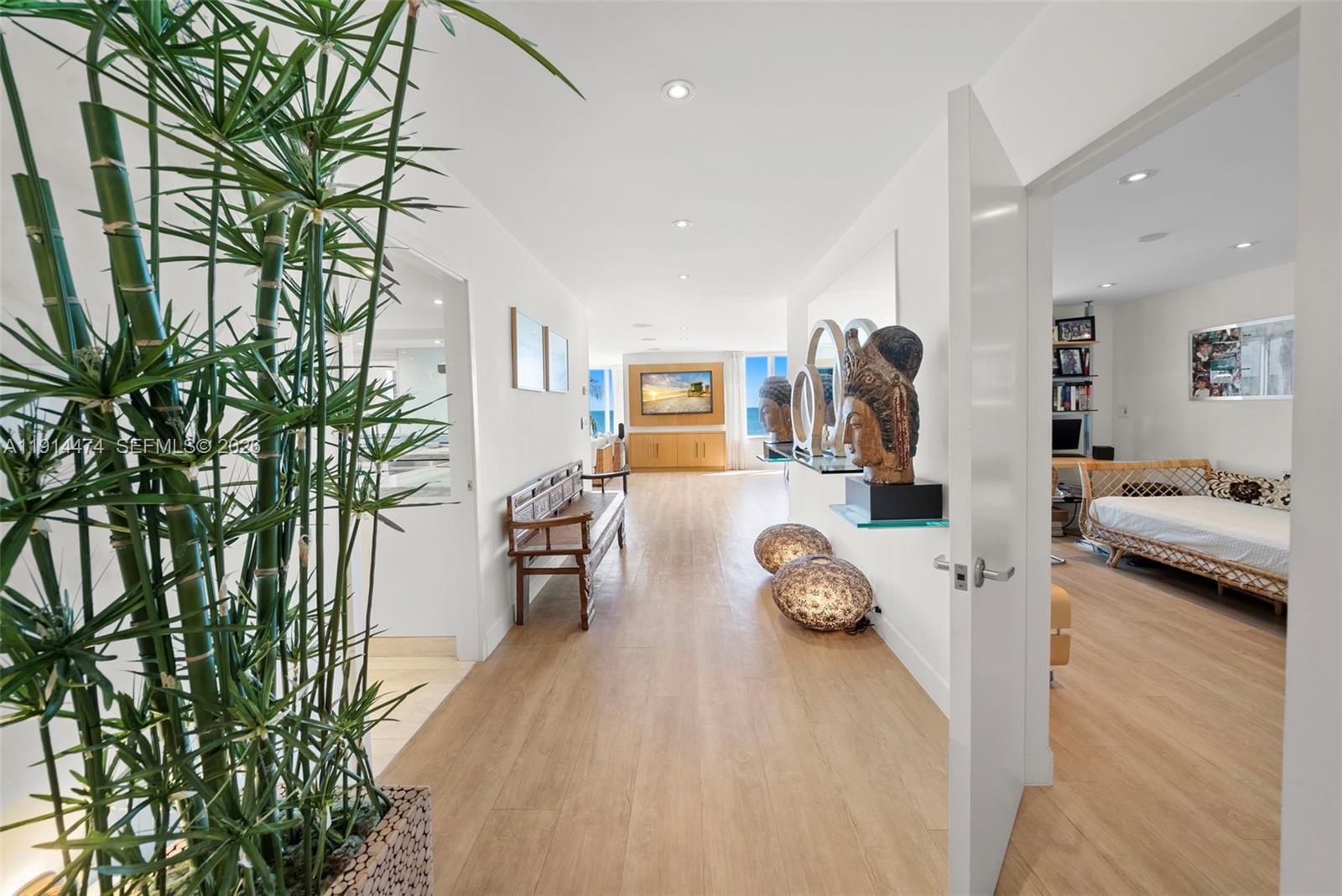 ISLAND HOUSE APT INC - CO - Residential