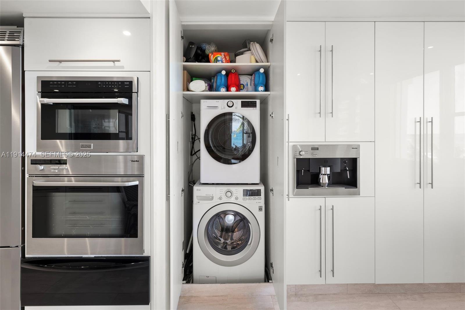 ISLAND HOUSE APT INC - CO - Residential